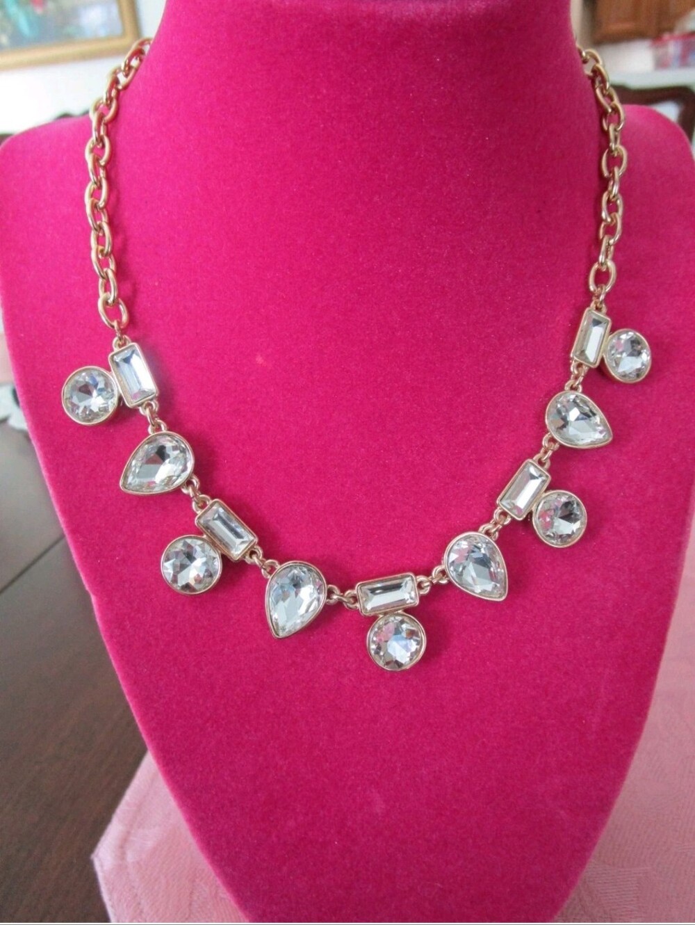Crystal Teardrop & Round Statement Necklace - Clear